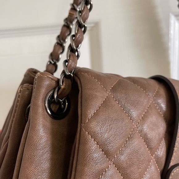 Quilted convertible handbag - Picture 5 of 10
